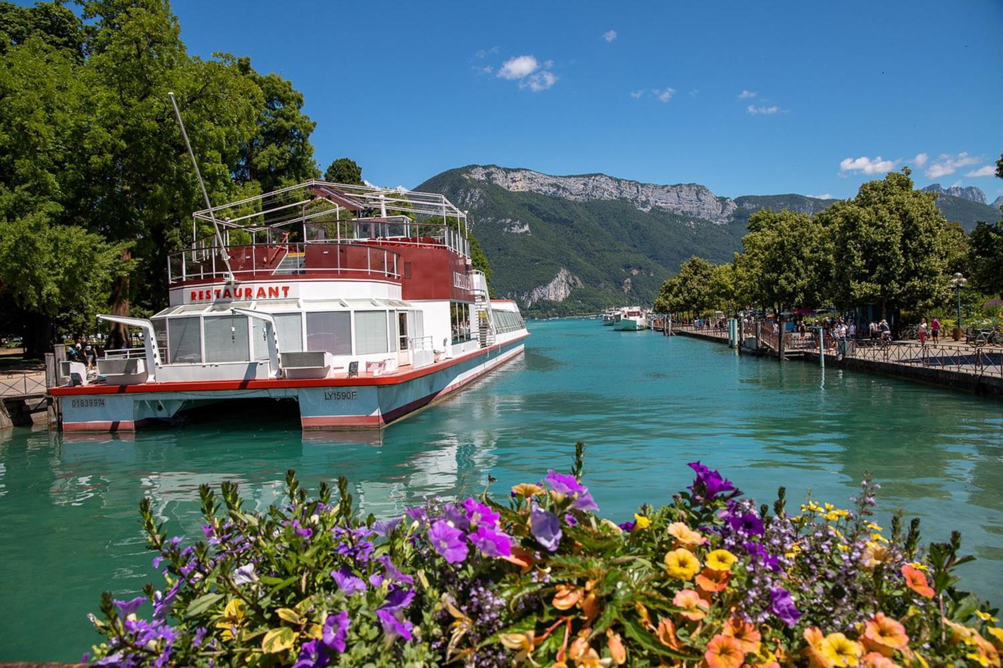 Le Bleu Du Lac 3 Etoiles - Secteur Recherche, Calme & Familiale, A 300M Du Lac & De La Vieille Ville, Garage Prive Annecy Eksteriør bilde